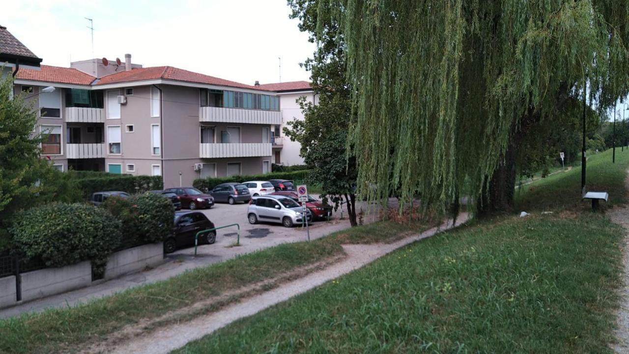 Vicino Al Prato Della Valle Intero Appartamento Parcheggio Facile Di Fronte 帕多瓦 外观 照片