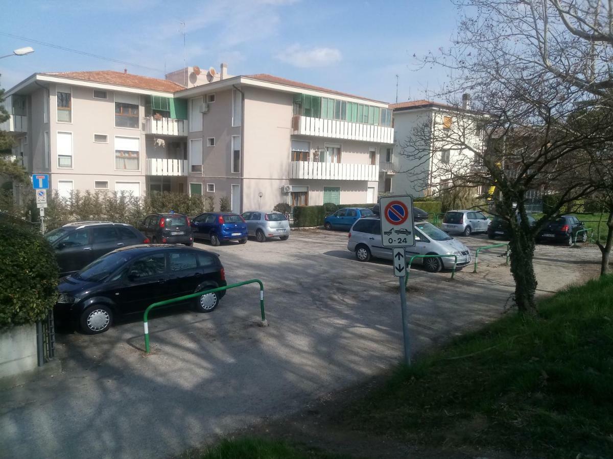 Vicino Al Prato Della Valle Intero Appartamento Parcheggio Facile Di Fronte 帕多瓦 外观 照片